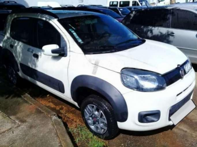 FIAT UNO 15 2016